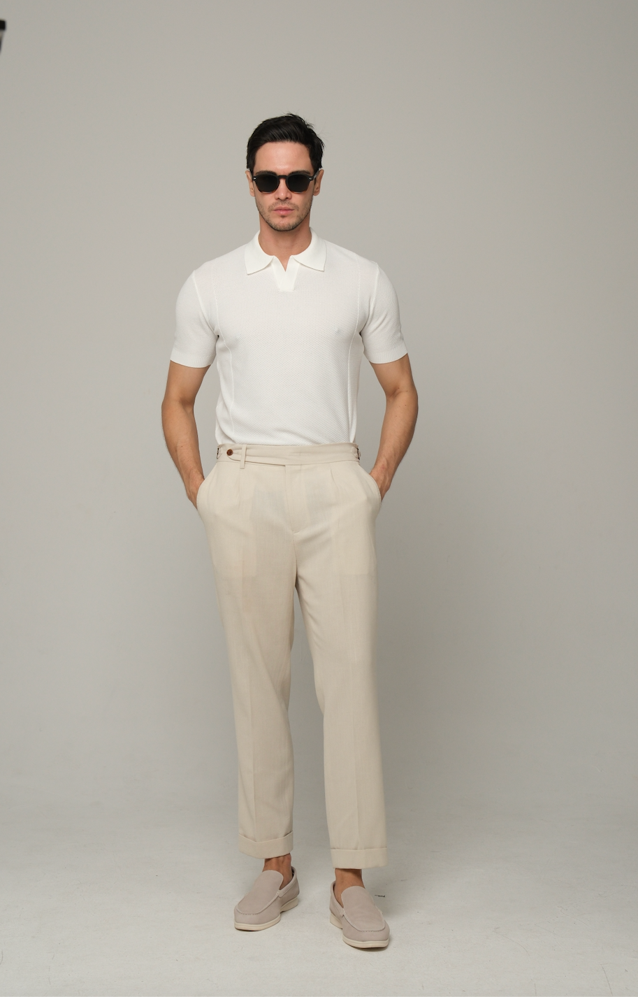 MOCA CULTURE Plain White Polo